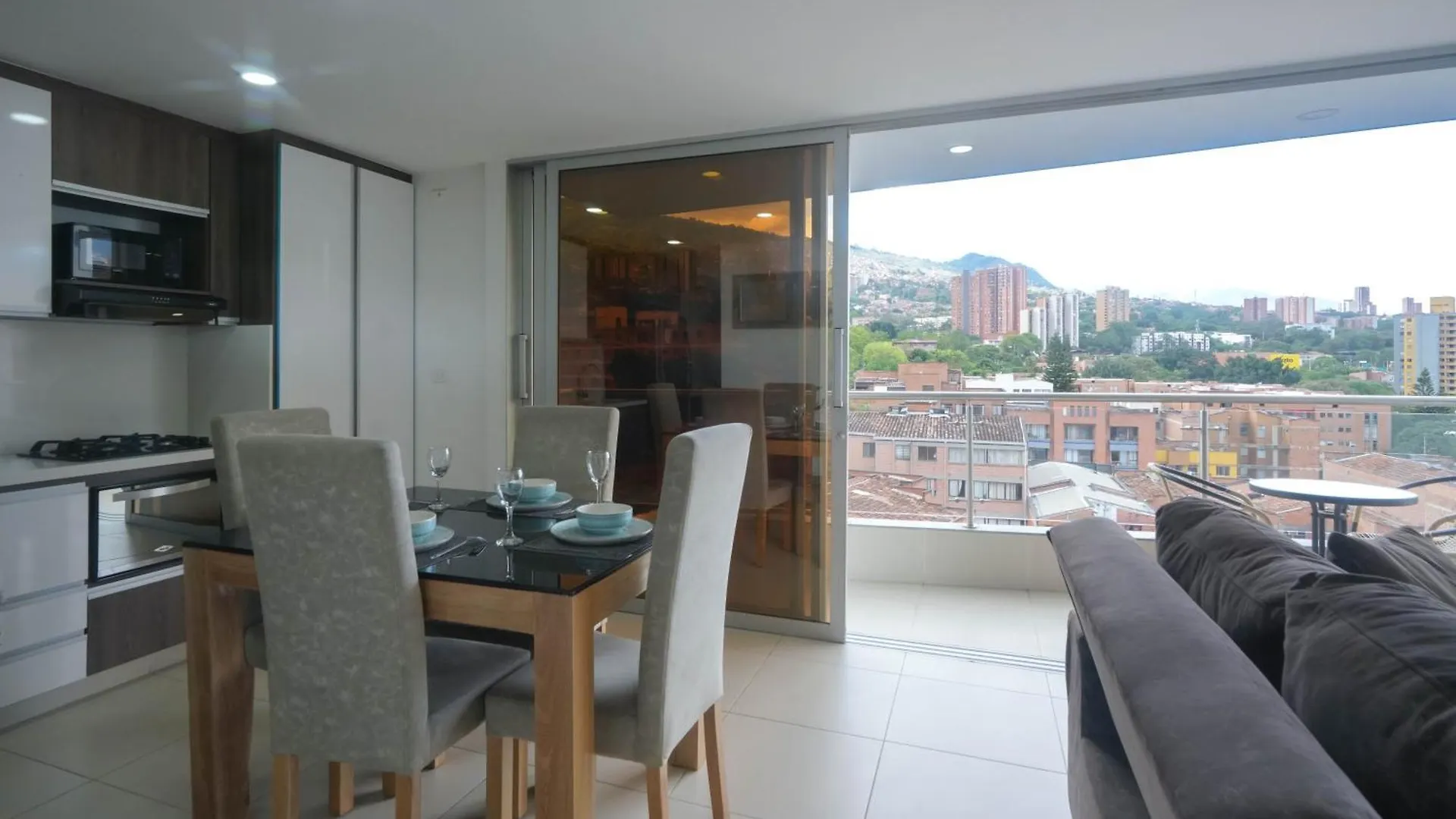 Torre Ginebra Apartment Medellin