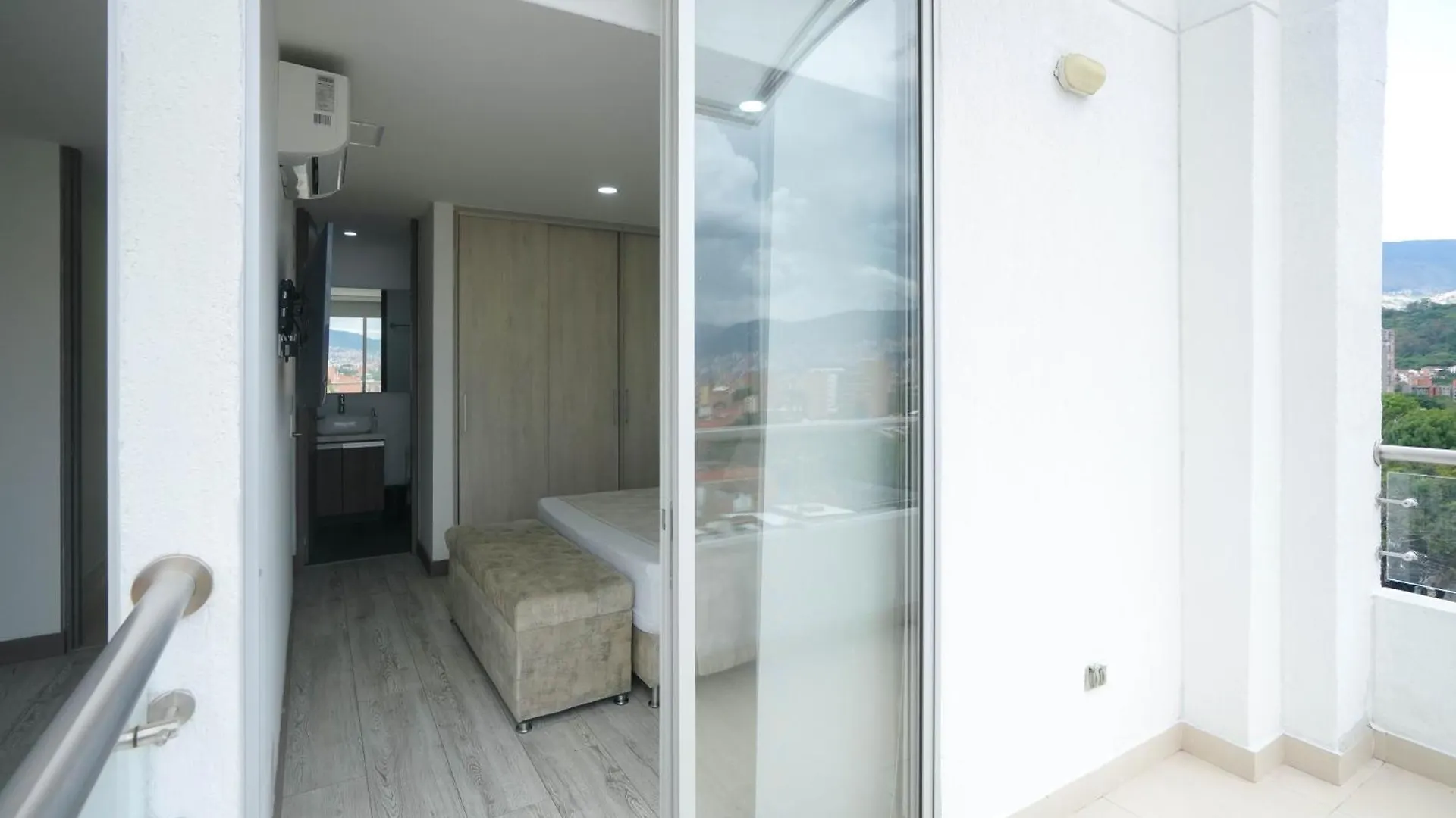 Torre Ginebra Apartment Medellin Colombia