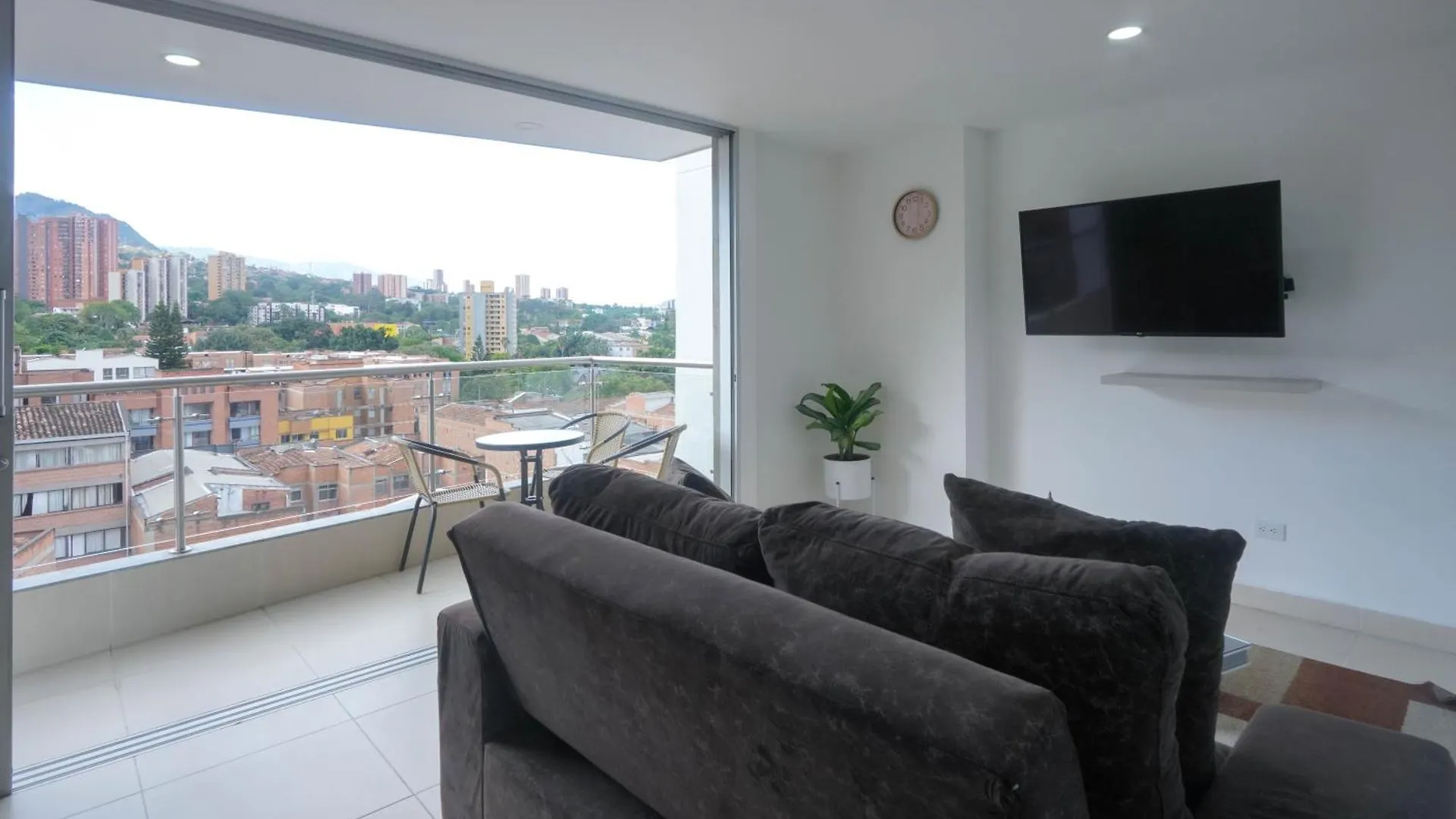 Torre Ginebra Apartment Medellin Colombia