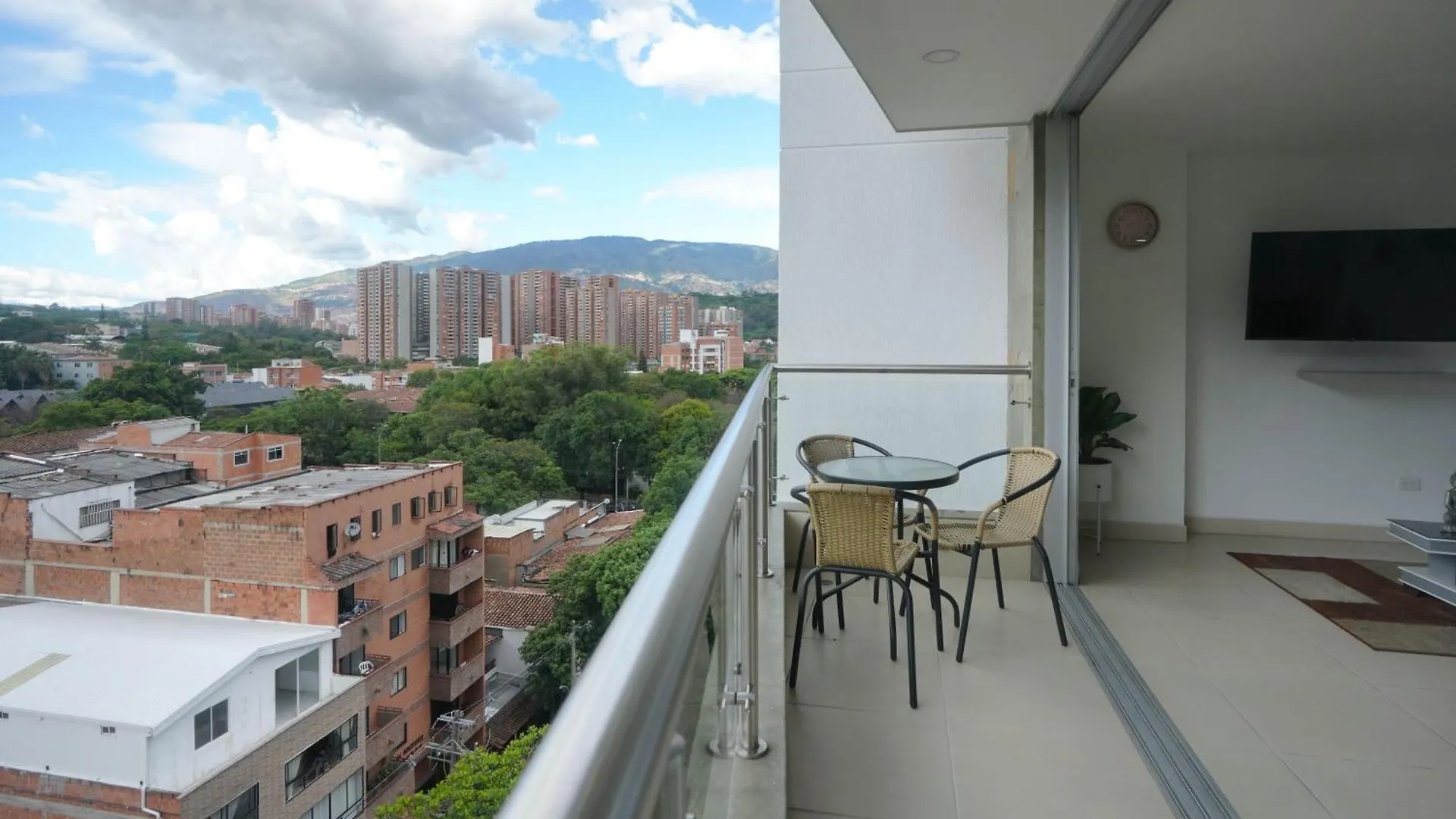 Torre Ginebra Apartment Medellin