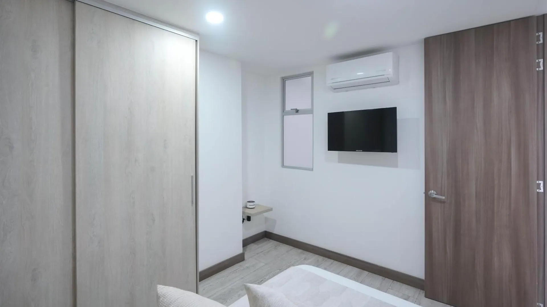 Torre Ginebra Apartment Medellin