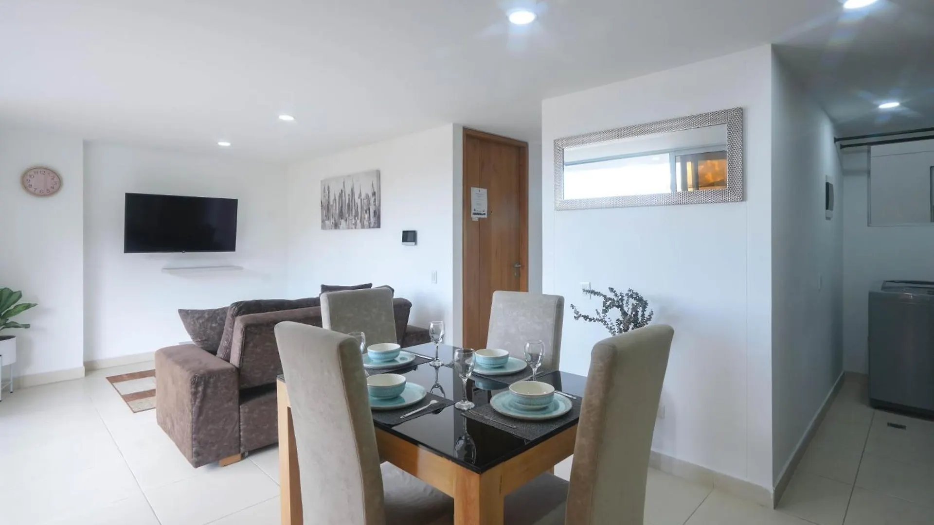 Torre Ginebra Apartment Medellin