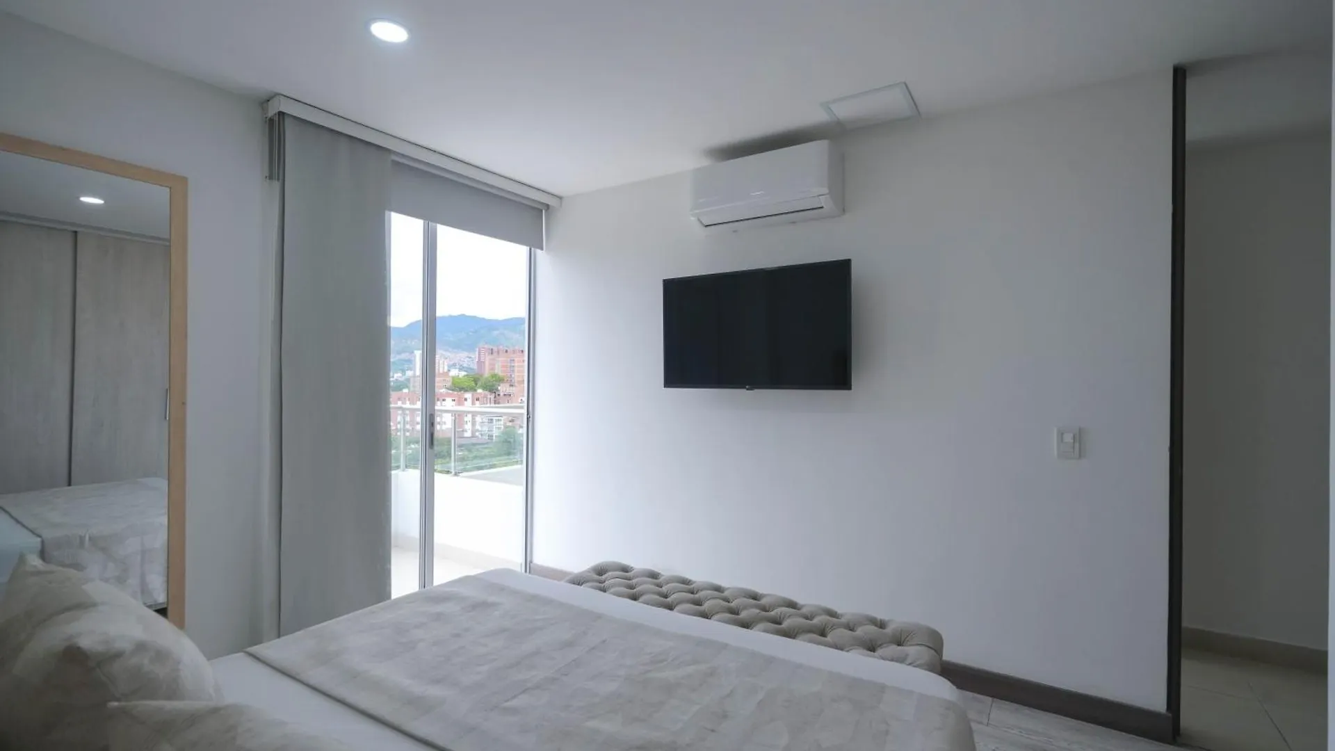 Torre Ginebra Apartment Medellin