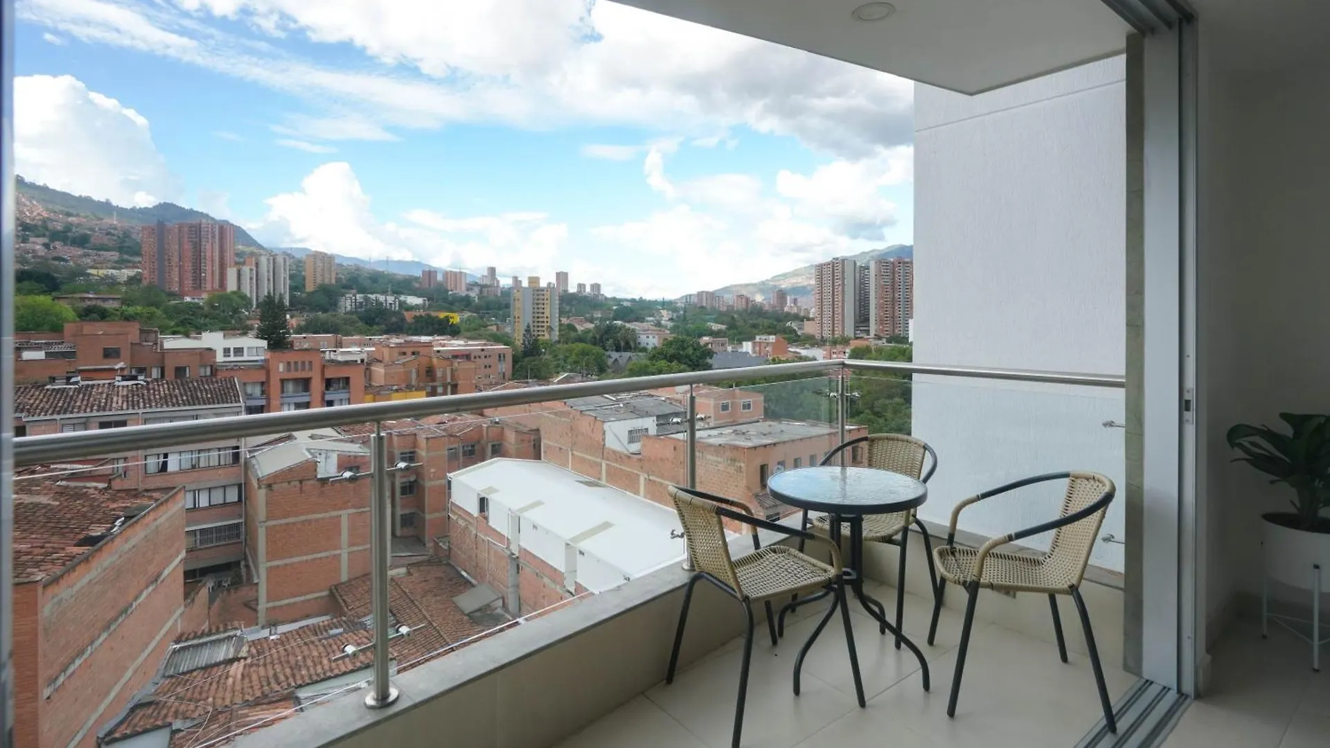 Torre Ginebra Apartment Medellin